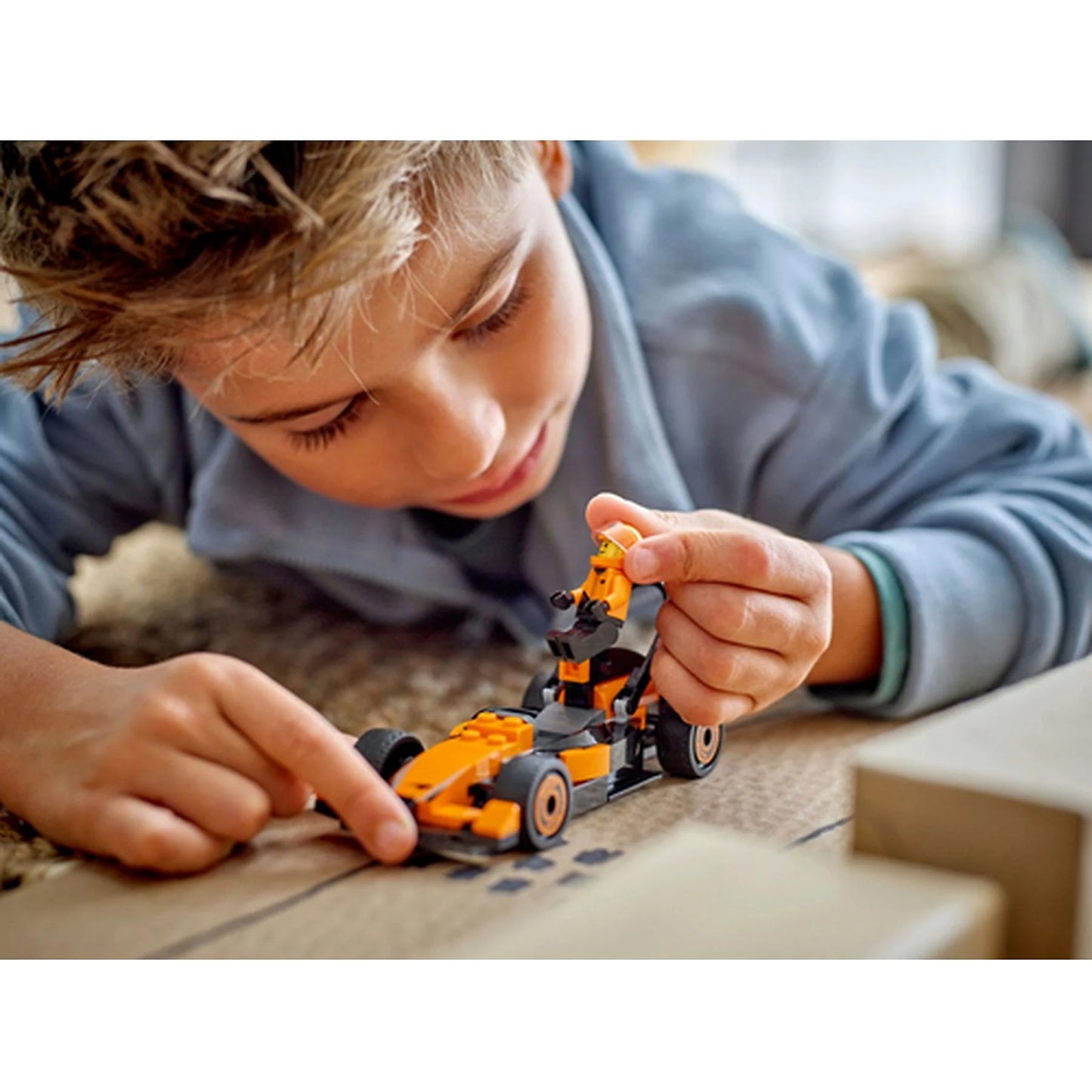 LEGO PILOTA E MONOPOSTO MCLAREN F1 60442